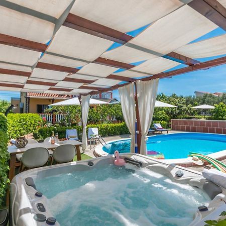 Villa Luka Polaca Exteriér fotografie